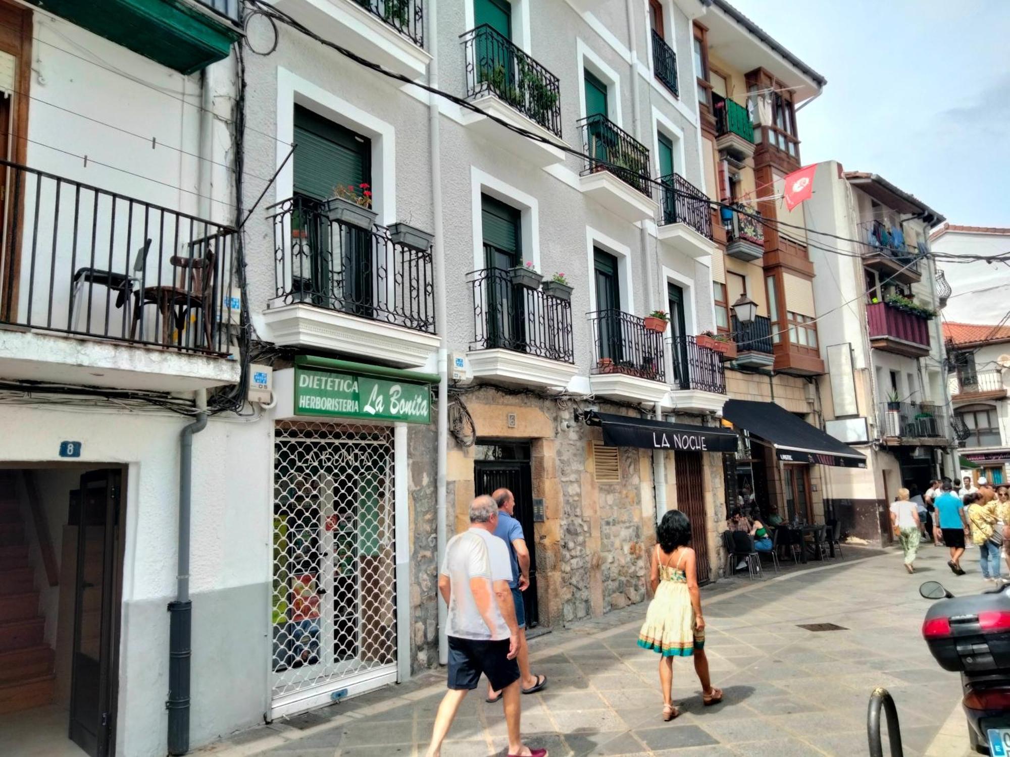 Encantador Apartamento En El Centro De Castro Castro Urdiales Luaran gambar