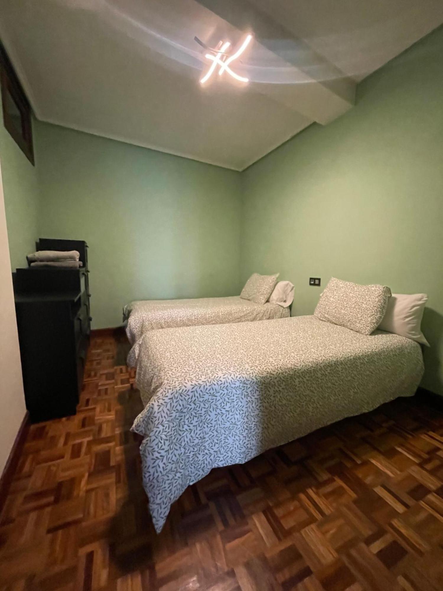 Encantador Apartamento En El Centro De Castro Castro Urdiales Luaran gambar